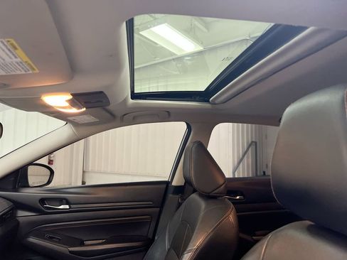 Used 2019 Nissan Altima 2.5 SR w/ SR Premium Package AWD/4WD image 19