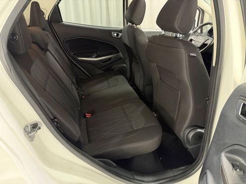 Used 2019 Ford EcoSport SE w/ SE Convenience Package image 8