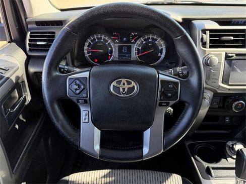 Used 2014 Toyota 4Runner SR5 image 12