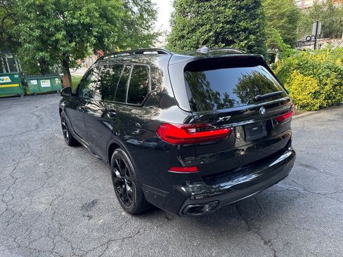 Used 2020 BMW X7 xDrive40i w/ M Sport Package AWD/4WD image 4