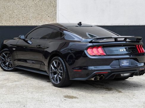 Used 2022 Ford Mustang GT RWD image 8
