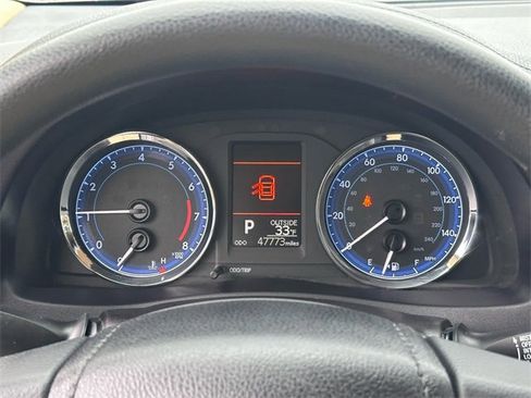 Used 2017 Toyota Corolla L image 15