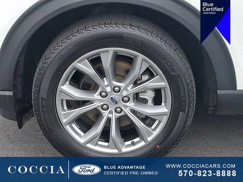 Certified 2023 Ford Explorer XLT w/ Equipment Group 202A AWD/4WD image 8