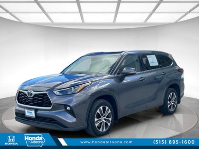 Used 2022 Toyota Highlander XLE