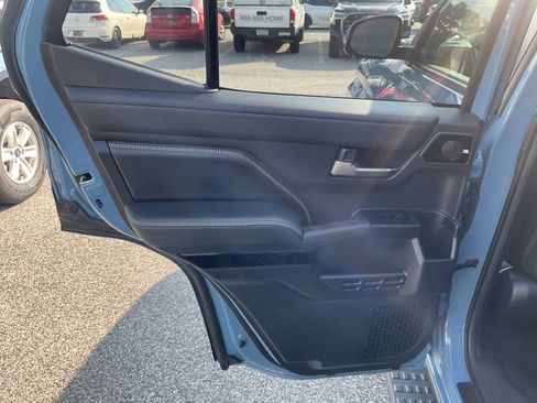 Used 2025 Toyota 4Runner Limited AWD/4WD image 14