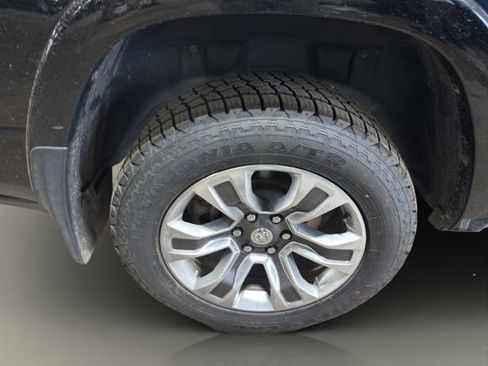 Used 2021 RAM 1500 Limited w/ Body Color Bumper Group AWD/4WD image 32