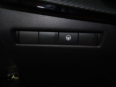 New 2026 Nissan Kicks SR w/ Cold Weather Package image 33