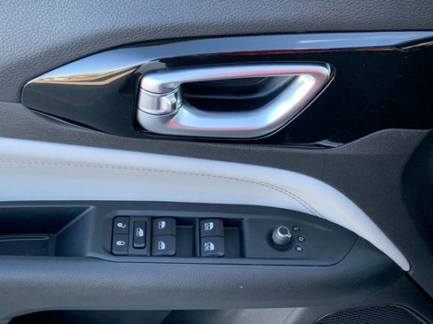 New 2026 Jeep Compass Limited image 12