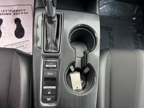 Used 2024 Honda Civic Sport image 28