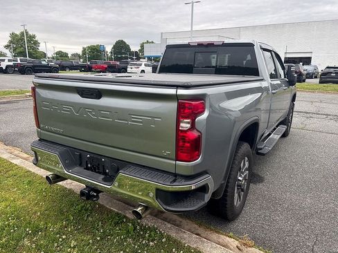 Used 2025 Chevrolet Silverado 2500 LT w/ Safety Package AWD/4WD image 9