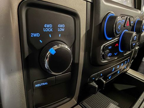 Used 2016 RAM 2500 Big Horn AWD/4WD image 19