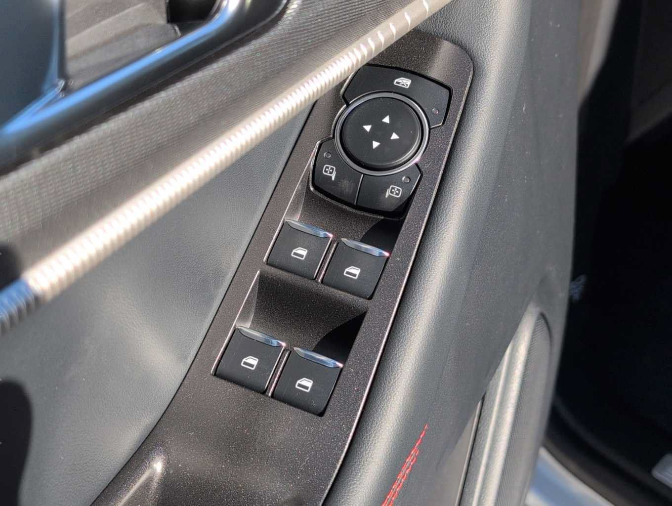New 2026 Ford Explorer ST-Line w/ ST-Line Street Pack RWD image 20