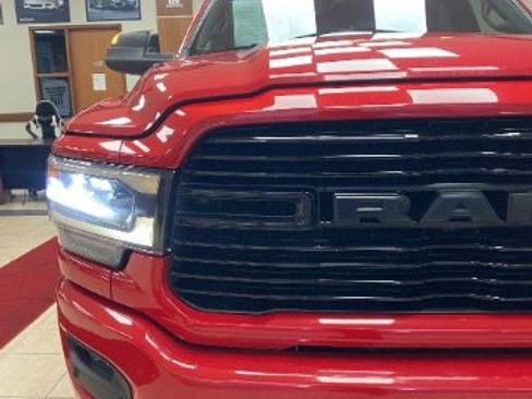 Used 2022 RAM 3500 Laramie image 11