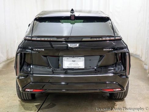 New 2025 Cadillac Lyriq Luxury w/ LPO, Floor Liner Package image 5