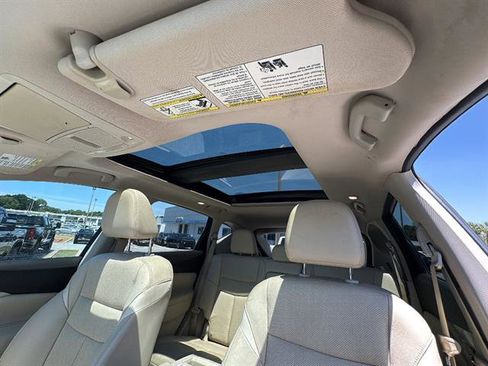 Used 2016 Nissan Murano SL w/ SL Technology Package FWD image 27