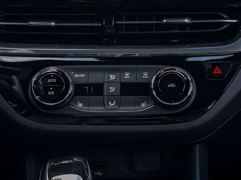 New 2026 Buick Envista Sport Touring w/ Convenience I Package FWD image 22