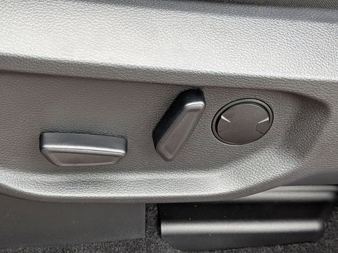 New 2025 Ford Ranger XLT w/ Equipment Group 301A High image 21