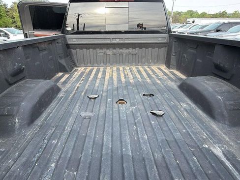 Used 2024 GMC Sierra 3500 Denali Ultimate AWD/4WD image 10