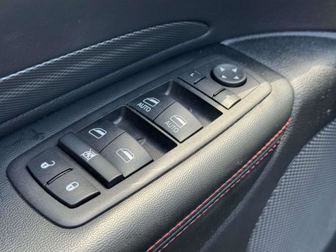 Certified 2025 Dodge Durango GT w/ Blacktop Package AWD/4WD image 18