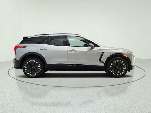 Used 2024 Chevrolet Blazer EV RS AWD/4WD image 4