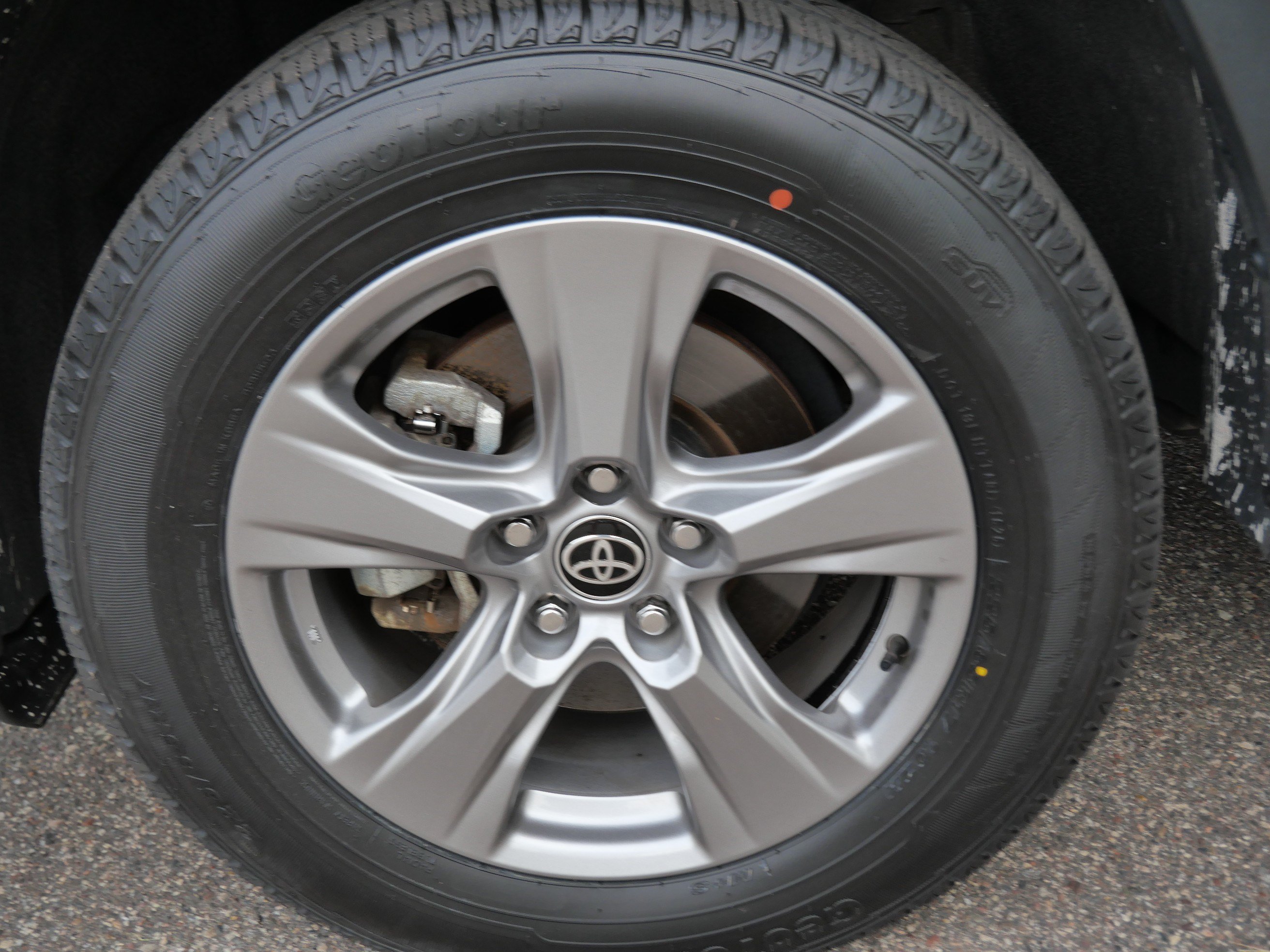 Certified 2025 Toyota RAV4 XLE AWD/4WD image 16