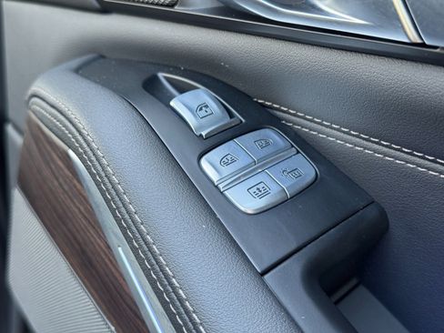 Used 2023 BMW X7 xDrive40i w/ M Sport Package AWD/4WD image 42