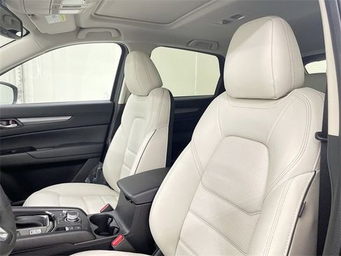 New 2025 MAZDA CX-5 AWD 2.5 S w/ Preferred Package image 21