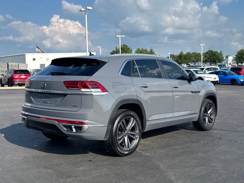 Used 2022 Volkswagen Atlas Cross Sport SEL R-Line AWD/4WD image 7