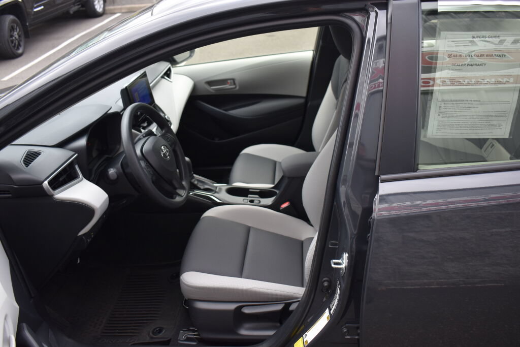 Certified 2026 Toyota Corolla LE FWD image 18