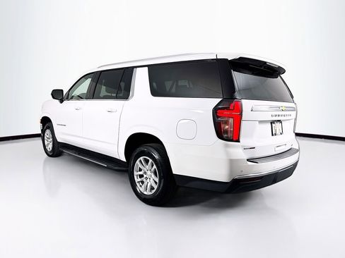 Used 2024 Chevrolet Suburban LT image 7