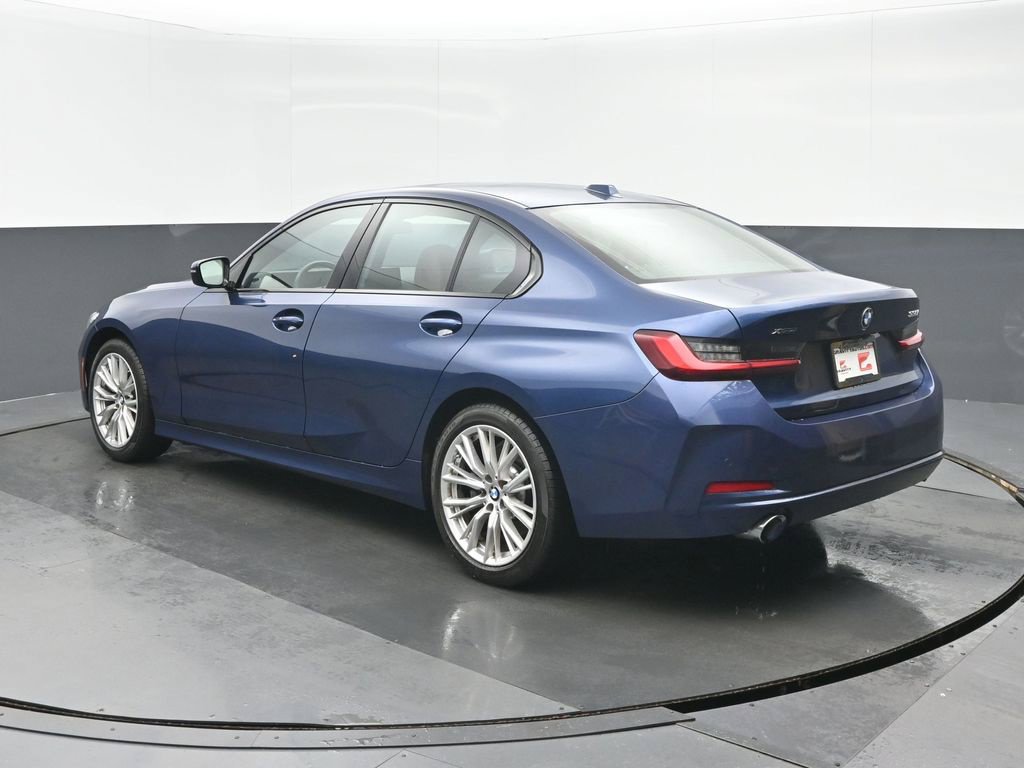 Used 2023 BMW 330i xDrive Sedan w/ Premium Package AWD/4WD image 5