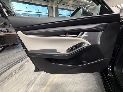 Used 2022 MAZDA MAZDA3 s image 52