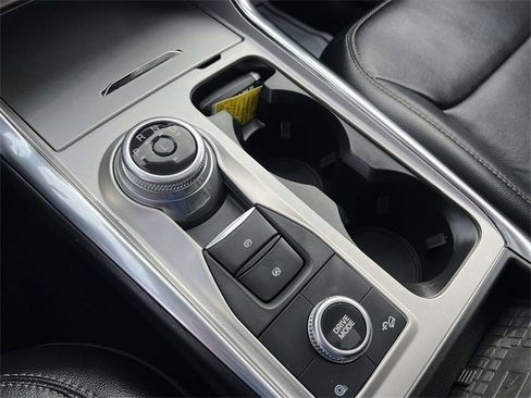 Certified 2022 Ford Explorer Limited w/ Equipment Group 301A image 21