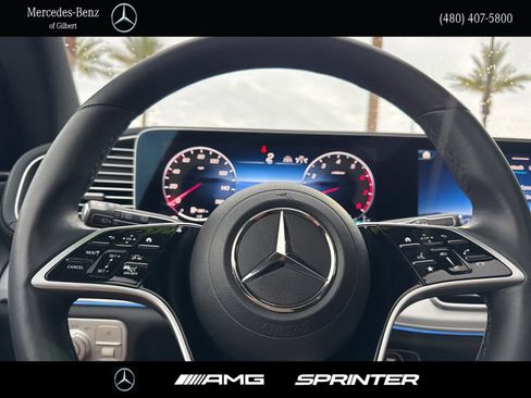 Certified 2025 Mercedes-Benz GLS 450 4MATIC image 29