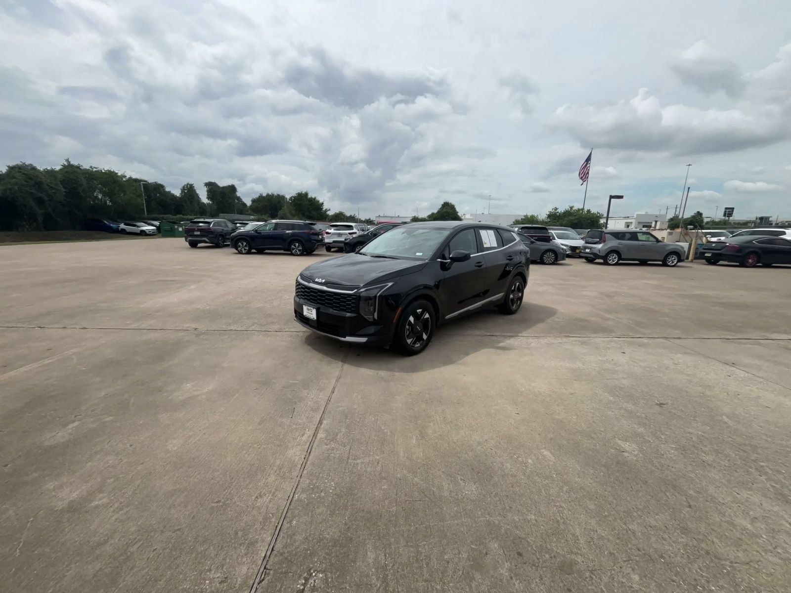Used 2026 Kia Sportage LX FWD image 6