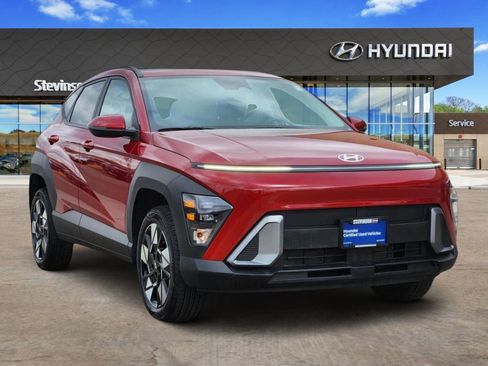 Certified 2025 Hyundai Kona SEL image 5