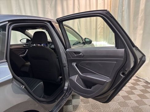 Certified 2023 Volkswagen Jetta Sport image 32