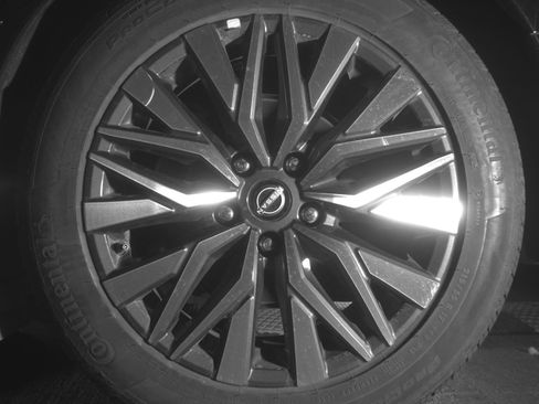 Used 2025 Nissan Altima 2.5 SV image 14