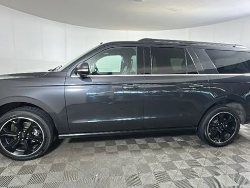 Used 2022 Ford Expedition Max Limited AWD/4WD image 6