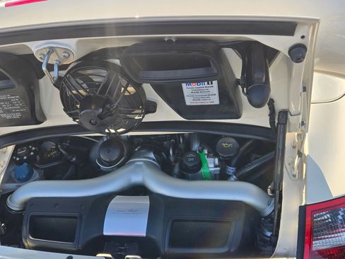 Used 2009 Porsche 911 Turbo image 9