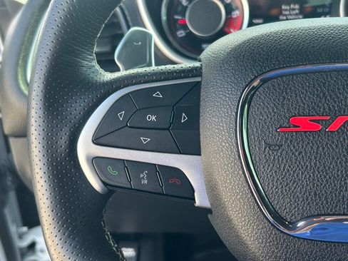 Used 2015 Dodge Challenger SRT image 36