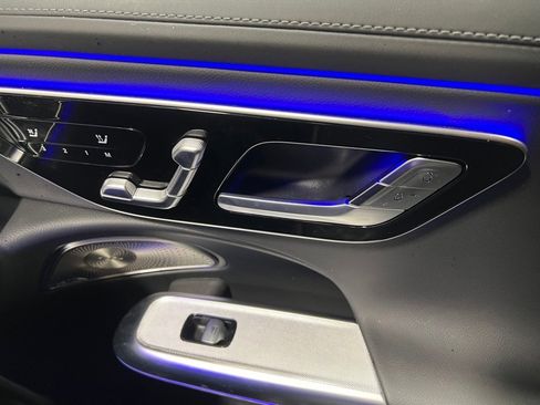 Used 2025 Mercedes-Benz E 450 4MATIC All-Terrain Wagon image 27