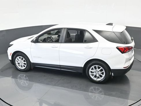 Used 2023 Chevrolet Equinox LS image 47