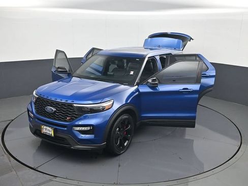 Used 2022 Ford Explorer ST w/ Equipment Group 401A AWD/4WD image 31