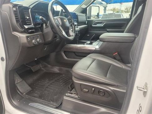 Certified 2025 Chevrolet Silverado 2500 LTZ w/ LTZ Premium Package image 2