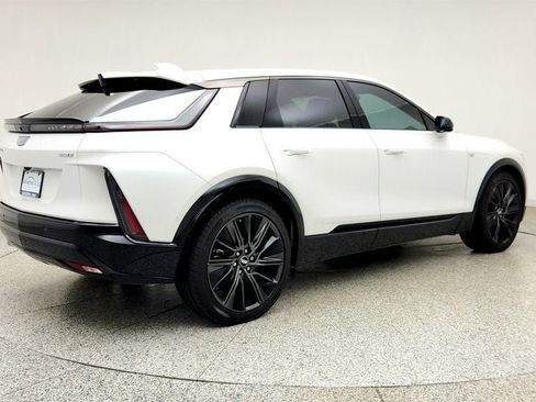 Used 2024 Cadillac Lyriq Sport RWD image 5