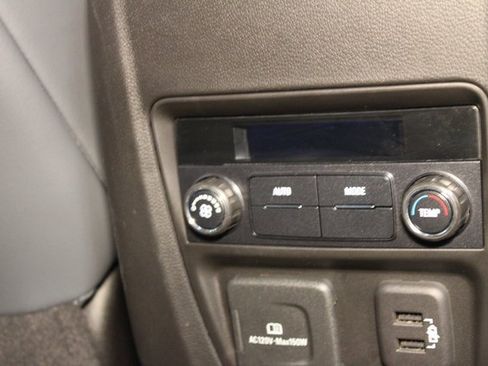 Used 2021 Buick Enclave Essence w/ Sun And Navigation Package image 14