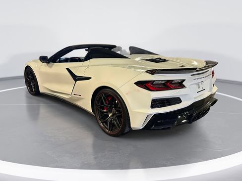Used 2023 Chevrolet Corvette Z06 w/ Stealth Interior Trim Package image 7
