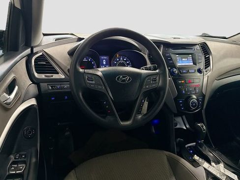 Used 2016 Hyundai Santa Fe SE image 21
