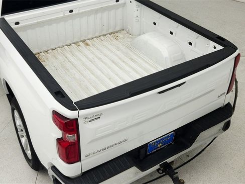 Certified 2023 Chevrolet Silverado 1500 LTZ image 41